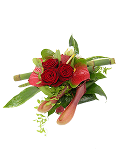 Букет невесты из экзотических цветов и роз «Амазонка»
