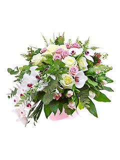 Букет из роз, орхидей и тюльпанов «Восьмое чудо света»