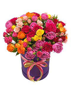 Букет из кустовых роз в шляпной коробке «Цветной бульвар»