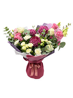 Букет из хризантем, роз и гвоздик «Бунинская аллея»