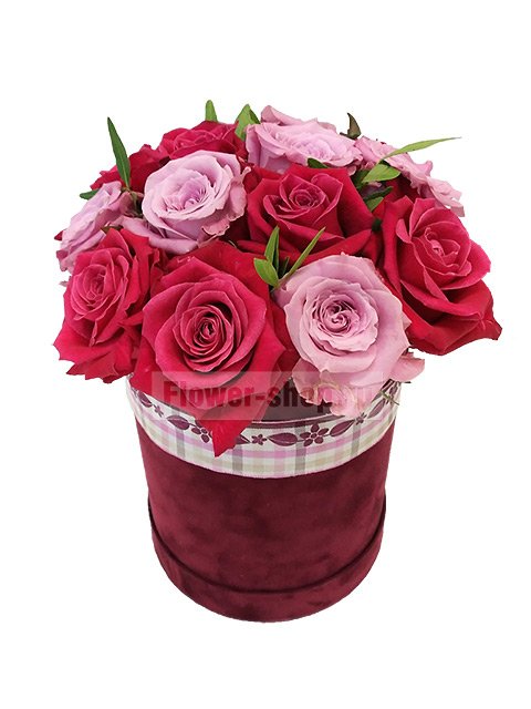 Букет из роз в шляпной коробке «Лана»