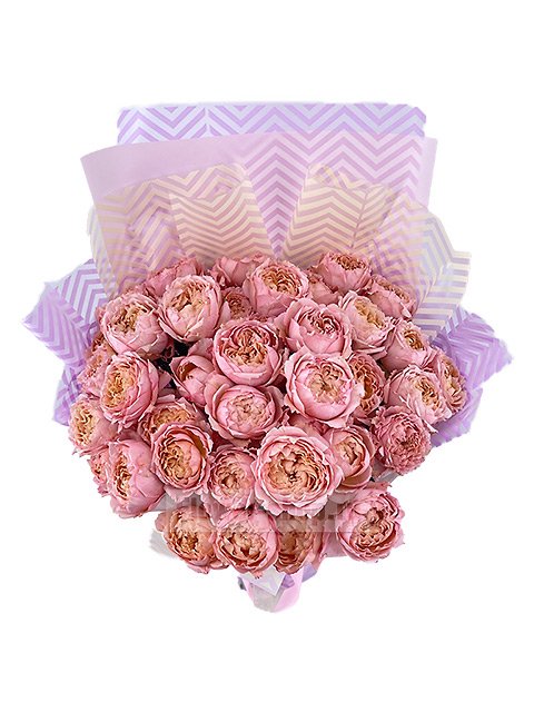 Букет из 11 персиково-розовых пионовидных кустовых роз