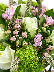 Свадебные букеты невесты из экзотических цветов с открытыми ножками