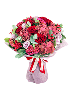 Букет с розами и гортензиями «Королева сердец»