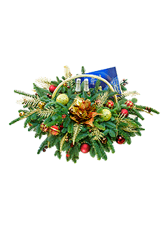 Новогодняя композиция в корзинке с еловыми веточками «Сладкий вкус праздника»