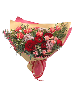 Букет из роз, тюльпанов и ранункулюсов «Коммандария»