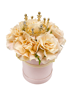 Букет из пушистых роз в шляпной коробке «Корона для Принцессы»