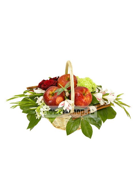Корзина с цветами и фруктами «Яблоки с корицей»