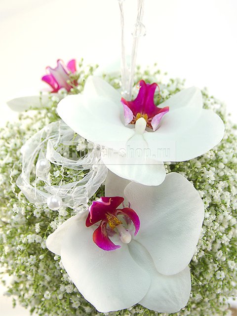 Букет невесты из орхидей и гипсофилы «Флоренция»
