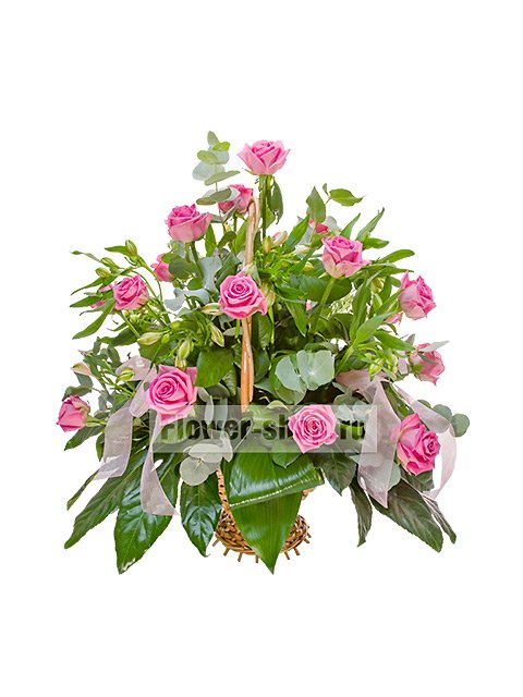Корзина из роз и альстромерий «Розовый сад»