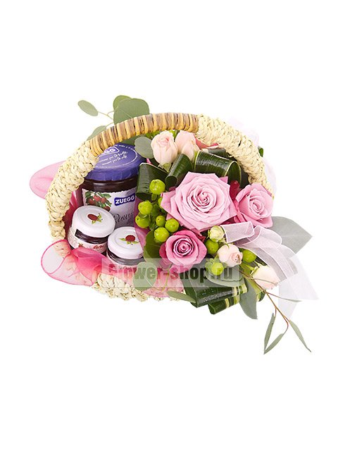 Корзина из роз и лизиантусов с вареньем «Цветы и джем»