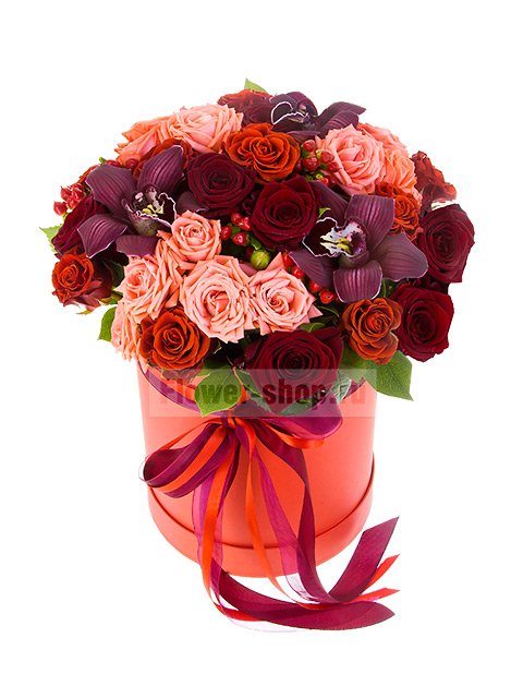 Букет из роз и орхидей в шляпной коробке «Чикаго»