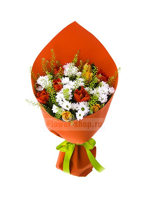 Букет из хризантем и тюльпанов «Кадриль»