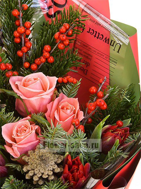 Букет из тюльпанов и роз «Январский праздник»