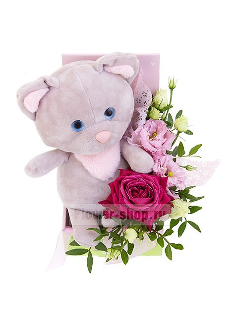 Композиция из розы и лизиантуса с мягкой игрушкой «Кошечка с цветами»