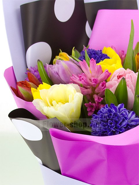 Букет из разноцветных тюльпанов «Фрисби»