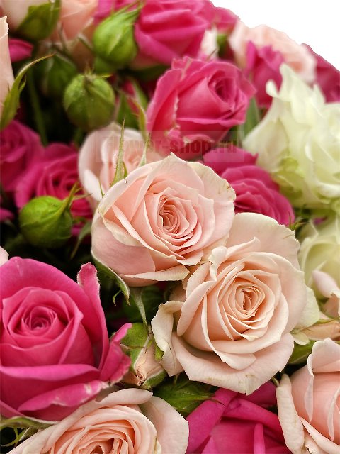 Букет из кустовых роз в шляпной коробке «Волшебство роз»